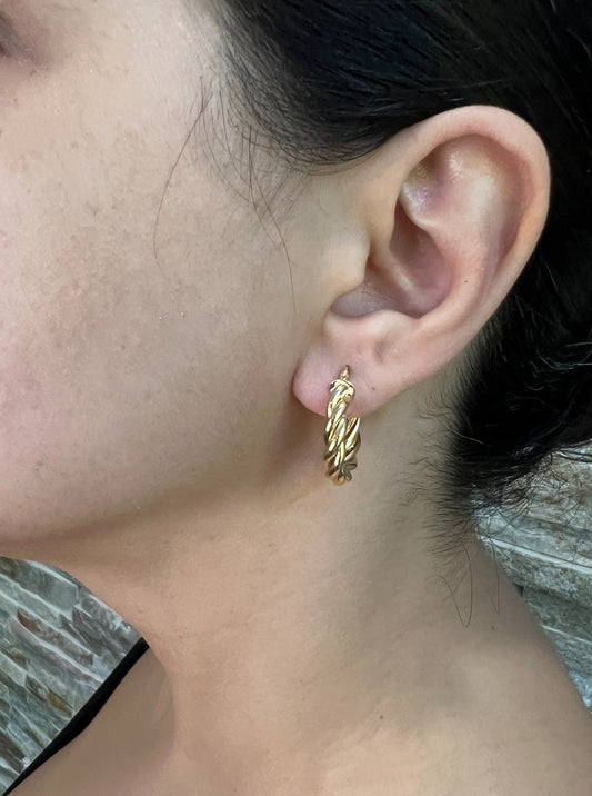 14K Gold Twist Hoop Earrings