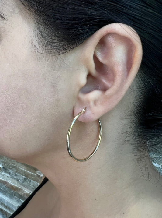 14K Gold Medium Tube Hoop earrings